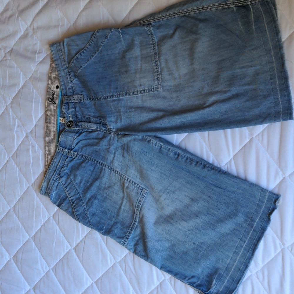 Knee long light jean shorts